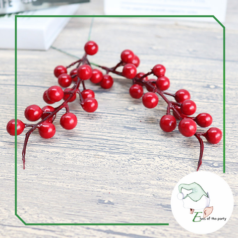 Artificial Berry : 26cm Red Holly Berry Stems